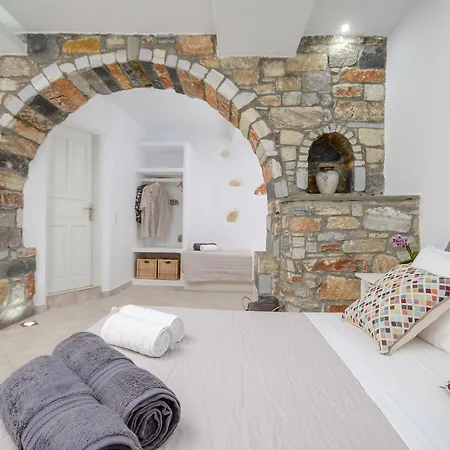 Naxos Dream Oniro - Adults Only מלון דירות 3*